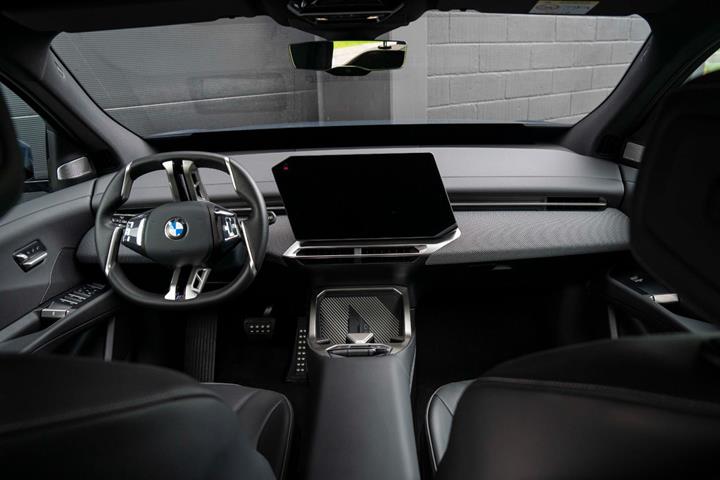 Blå BMW iX3 fra 2026