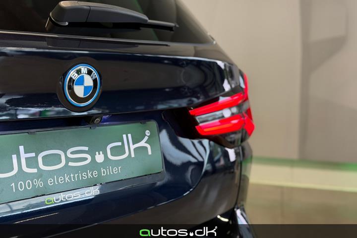 Sort BMW iX3 fra 2022