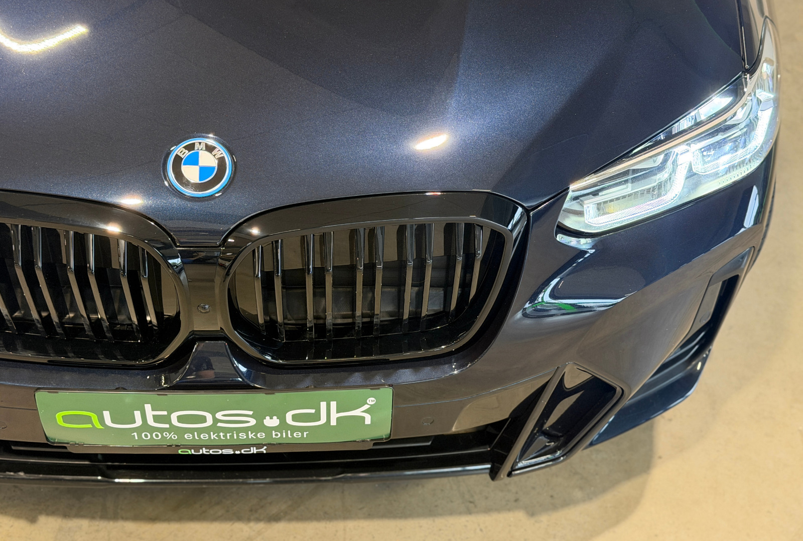 Sort BMW iX3 fra 2022