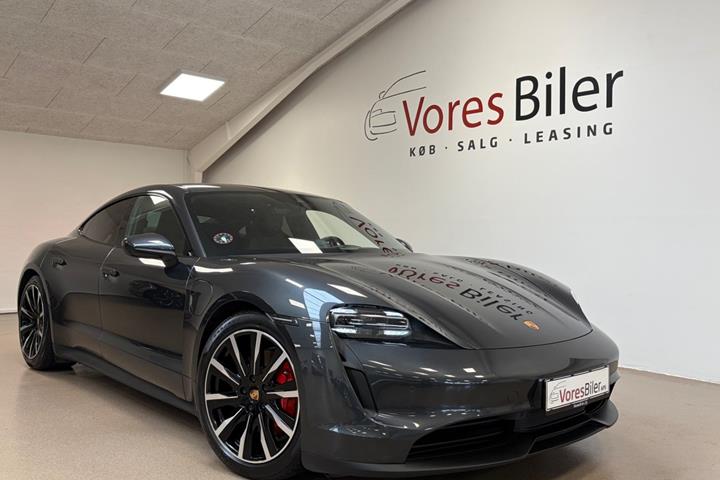 Grå Porsche Taycan 4S fra 2021