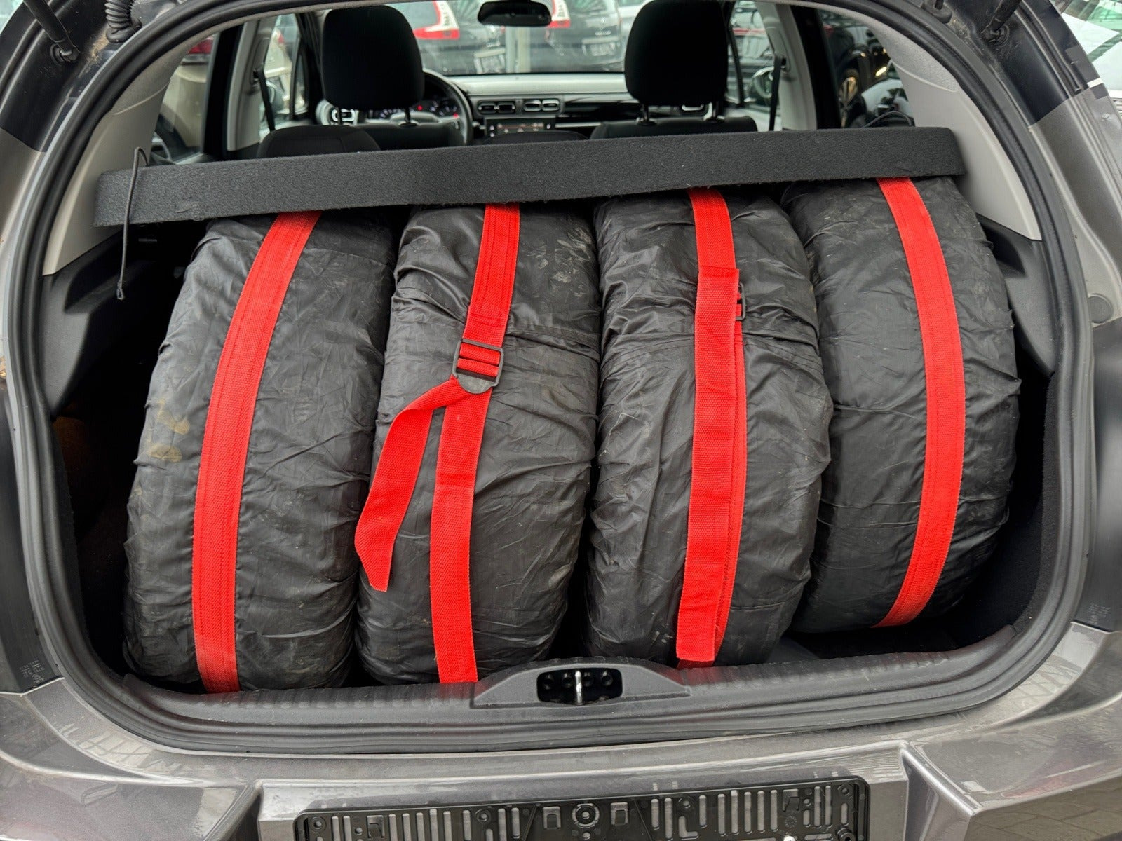 Grå Citroën C3 fra 2020