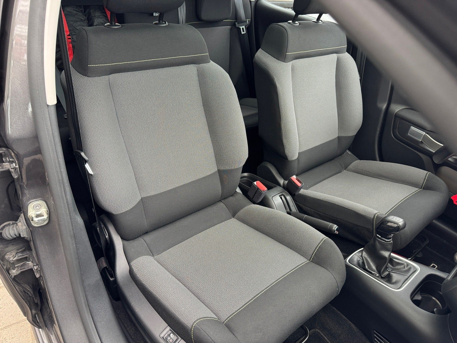 Grå Citroën C3 fra 2020