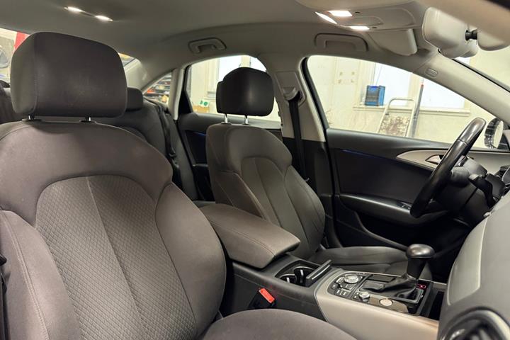 Sort Audi A6 fra 2014