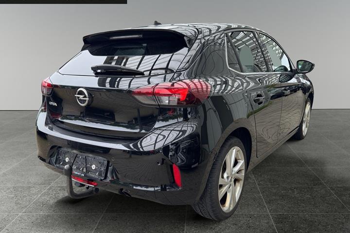Sort Opel Corsa fra 2020