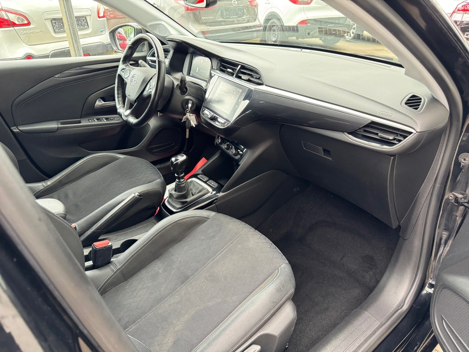 Sort Opel Corsa fra 2020