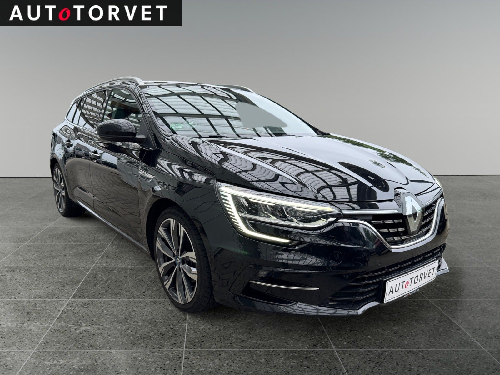 Sort Renault Megane IV fra 2021
