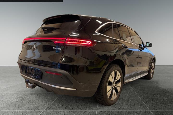 Sort Mercedes EQC400 fra 2020