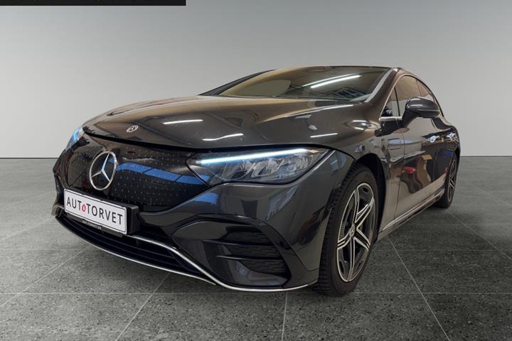 Sort Mercedes EQE350+ fra 2024