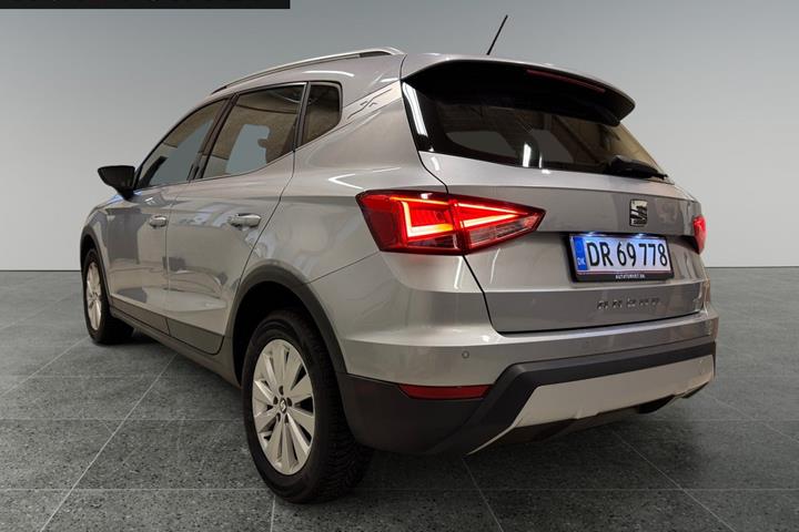 Sølv Seat Arona fra 2019