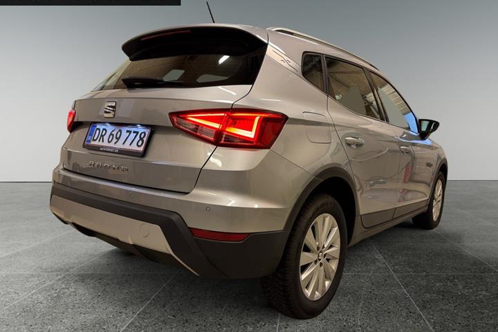 Sølv Seat Arona fra 2019