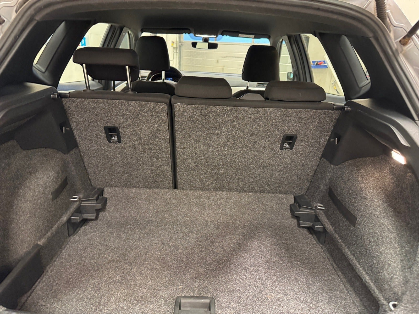 Sølv Seat Arona fra 2019