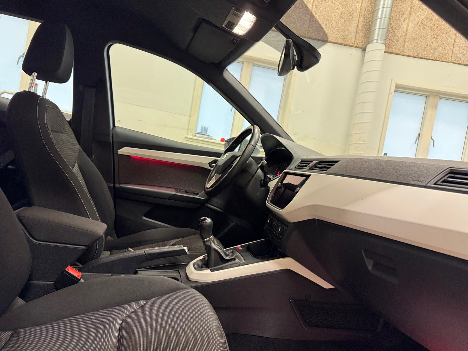 Sølv Seat Arona fra 2019