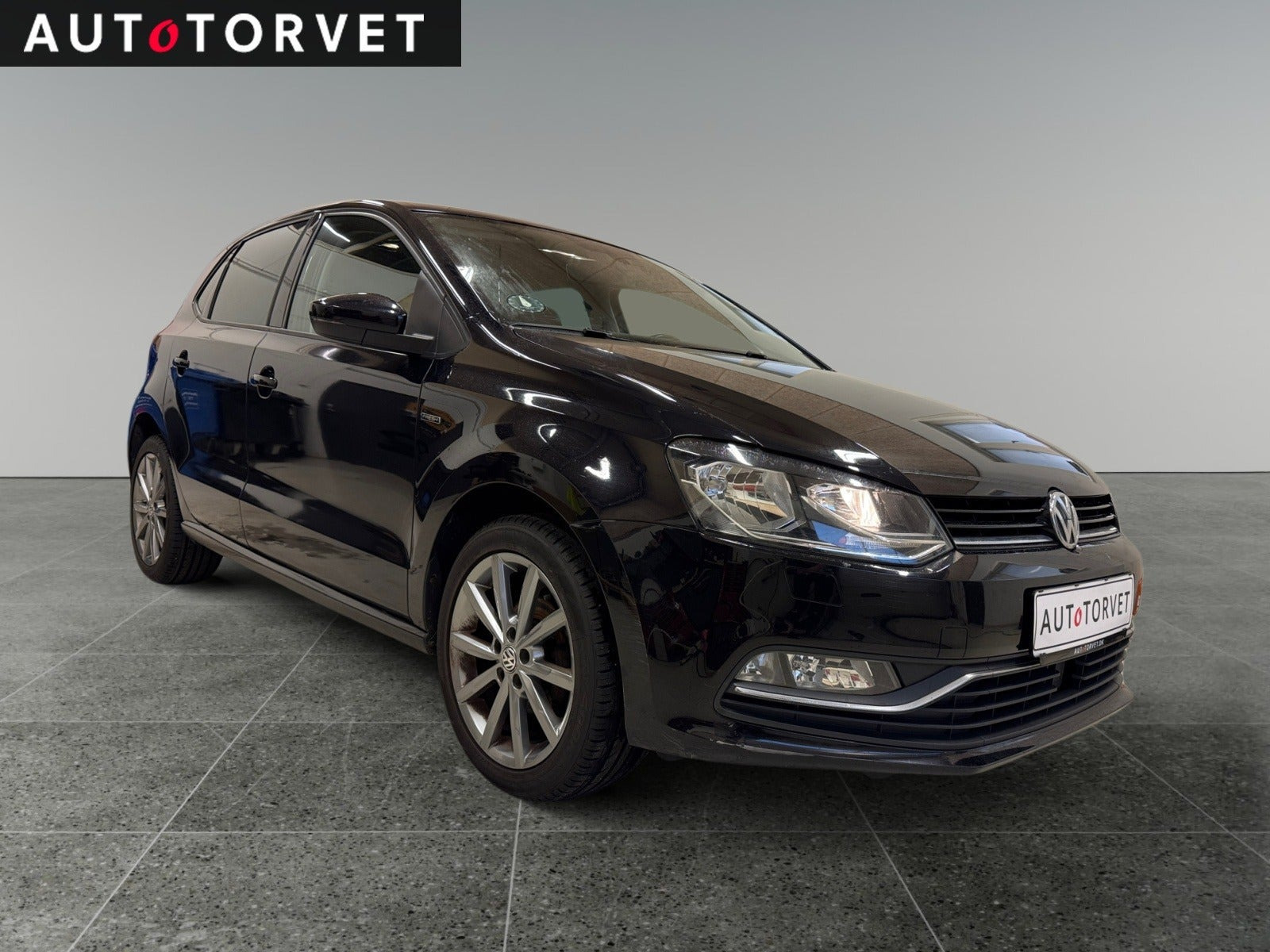 Sort VW Polo fra 2015