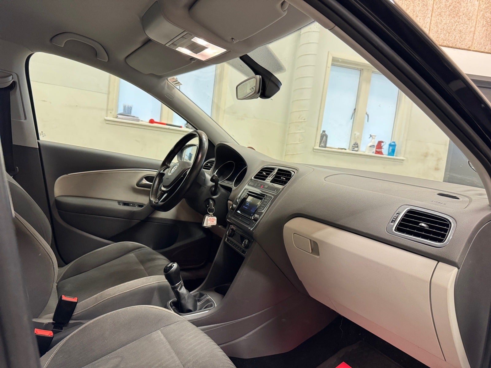 Sort VW Polo fra 2015
