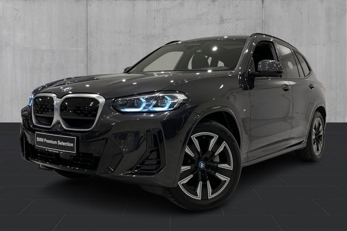 BMW iX3 Charged M-Sport