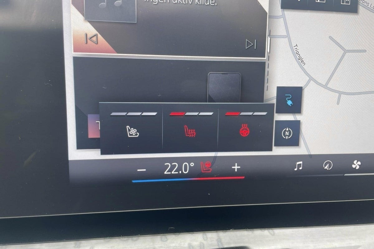 Sort BMW i5 fra 2025
