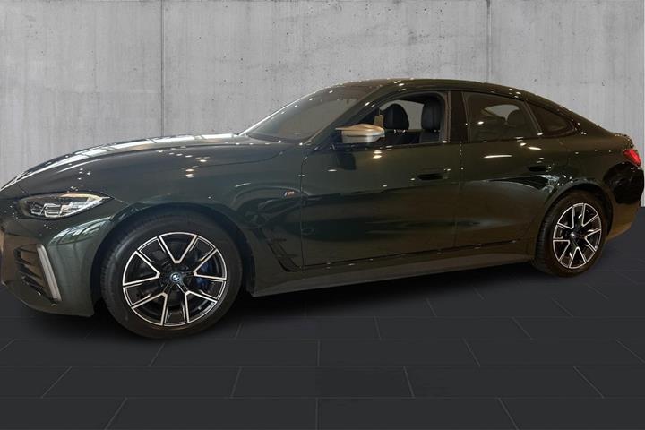 Grøn BMW i4 fra 2024