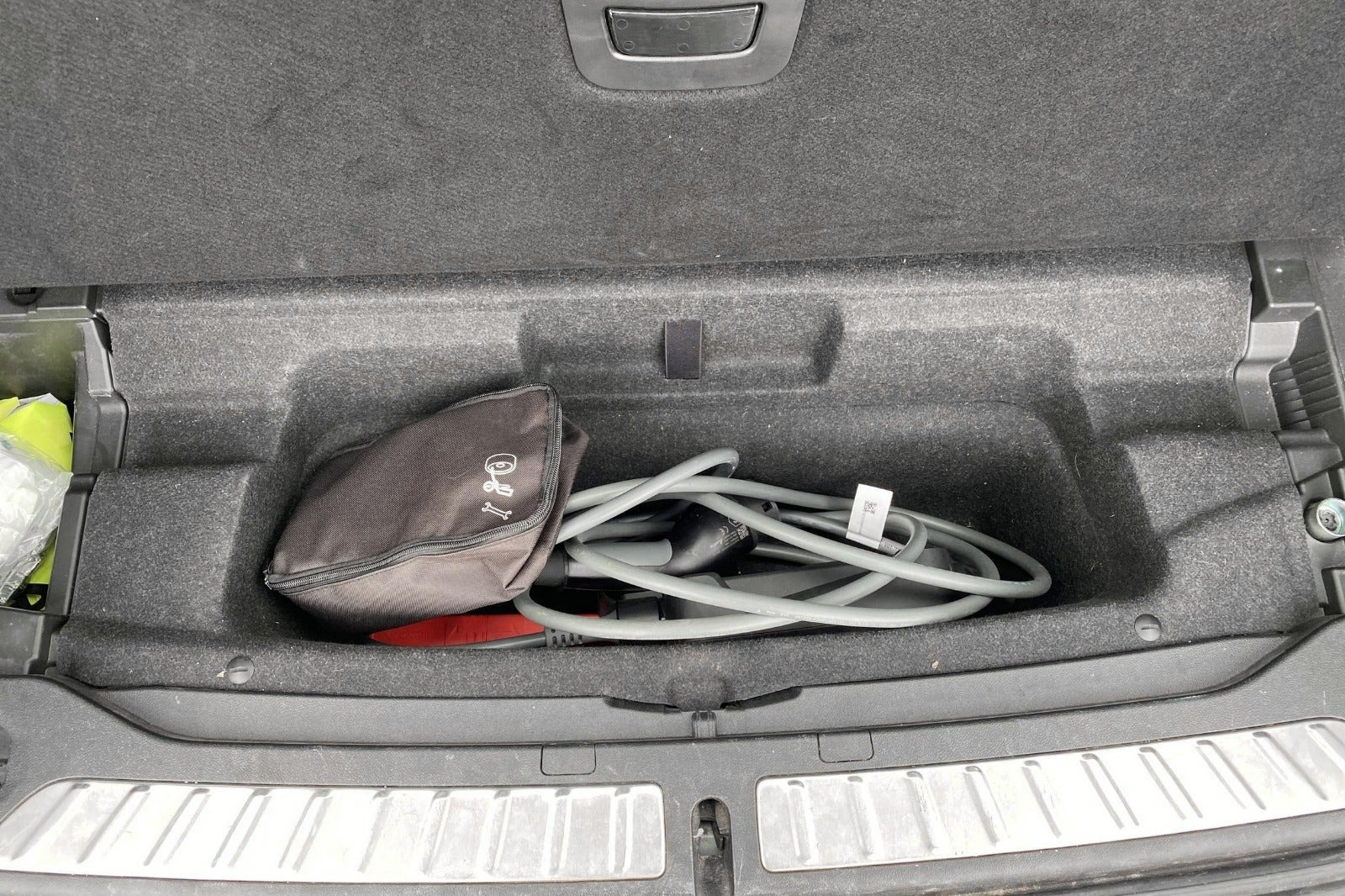 Hvid BMW iX3 fra 2023