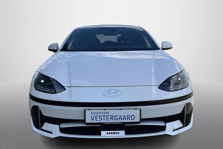 Sølv Hyundai Ioniq 6 fra 2025
