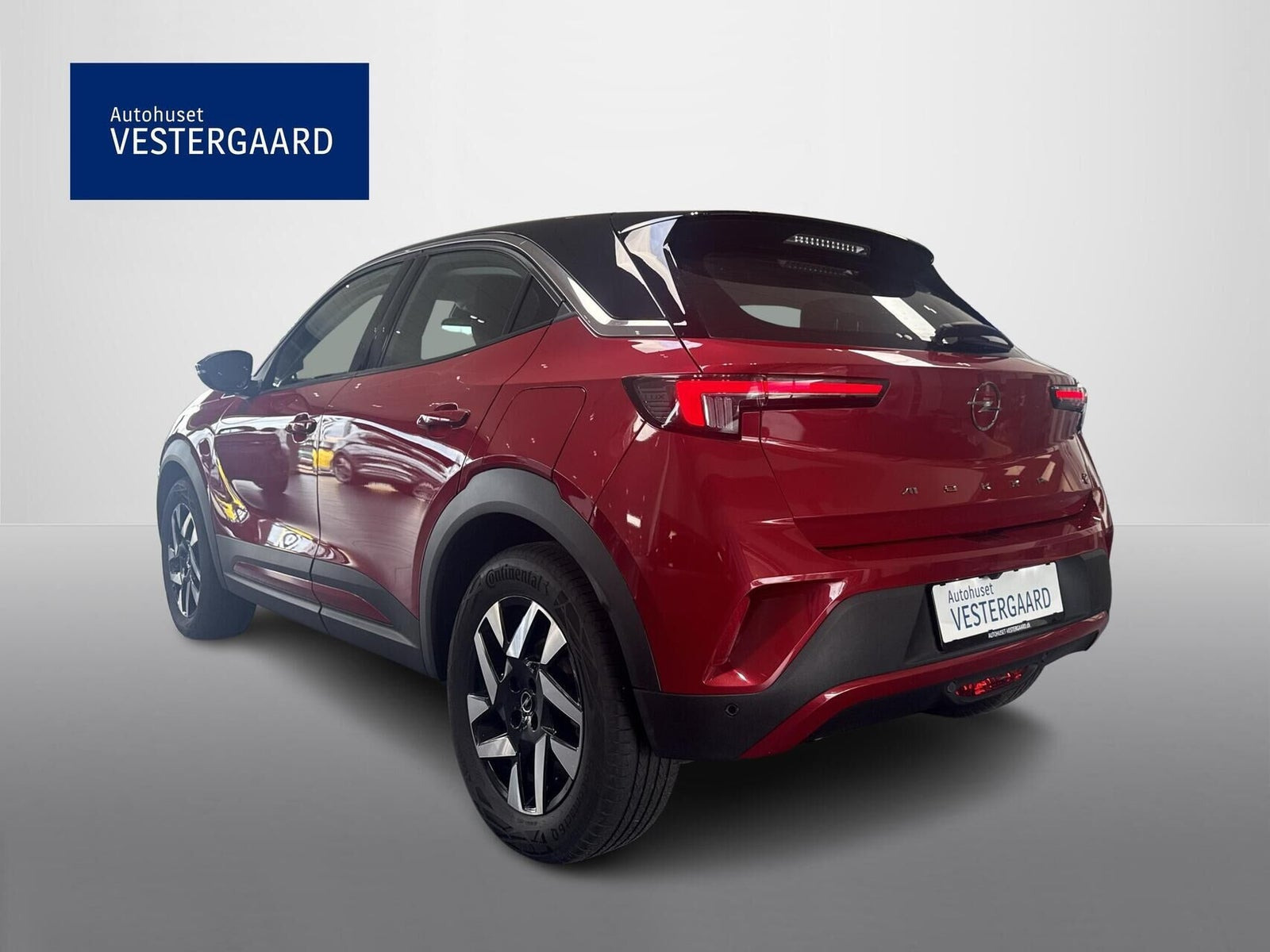 Rød Opel Mokka-e fra 2023