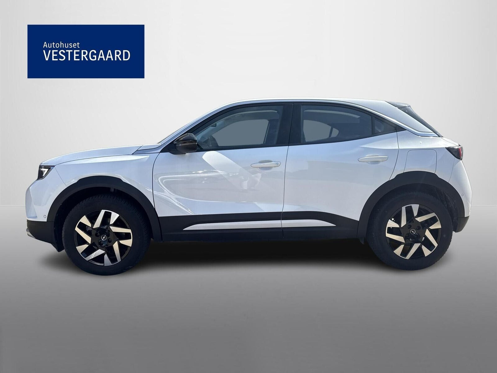 Hvid Opel Mokka-e fra 2022