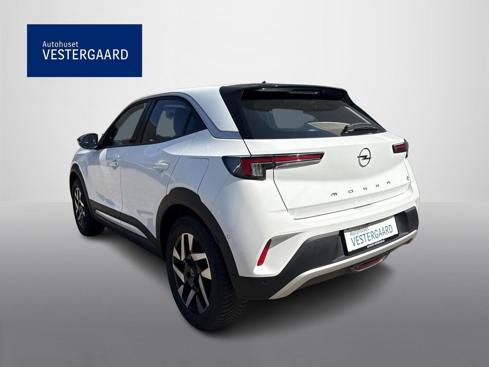 Hvid Opel Mokka-e fra 2022