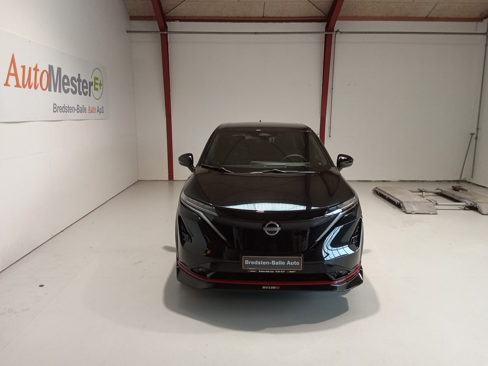 Sort Nissan Ariya fra 2026