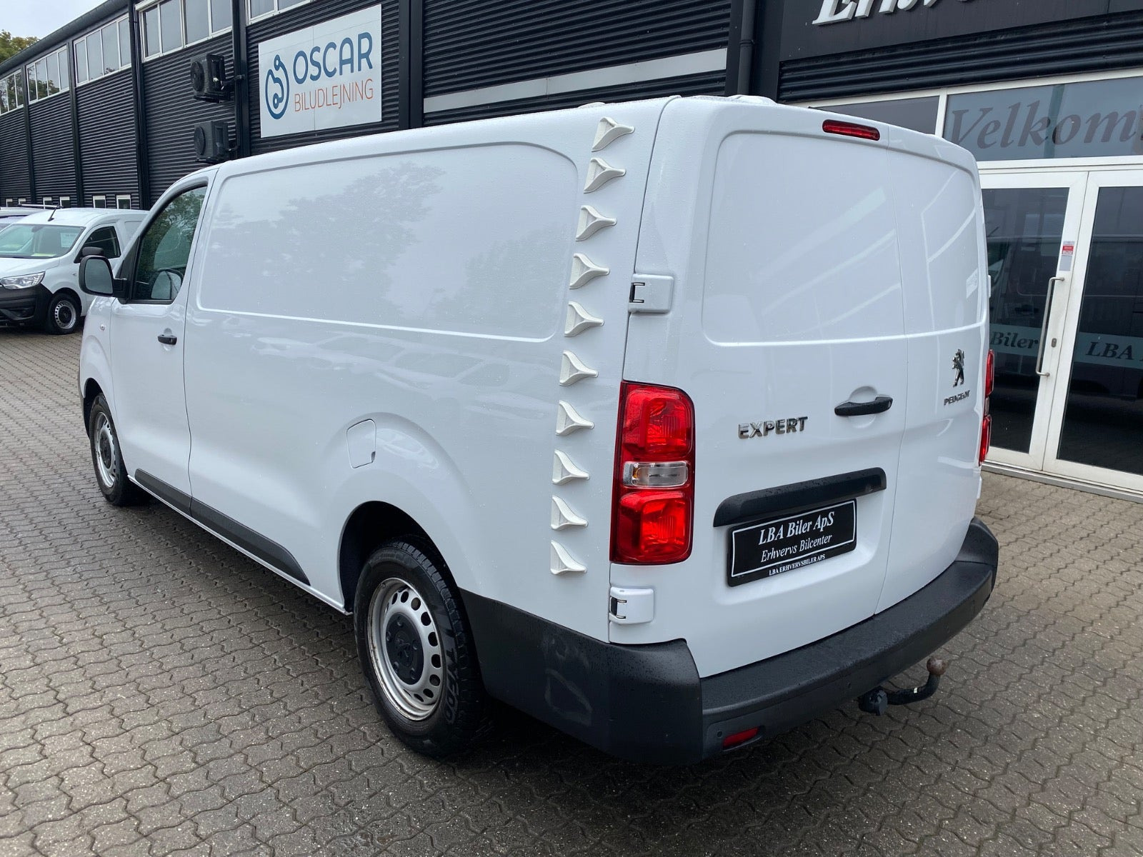 Hvid Peugeot Expert fra 2024