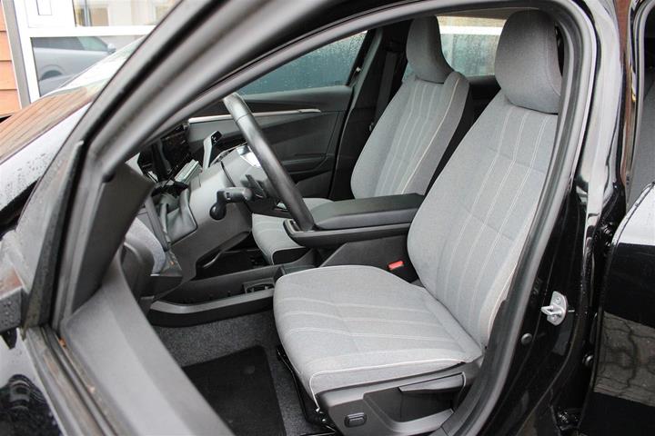 Sort Renault Megane E-Tech fra 2024