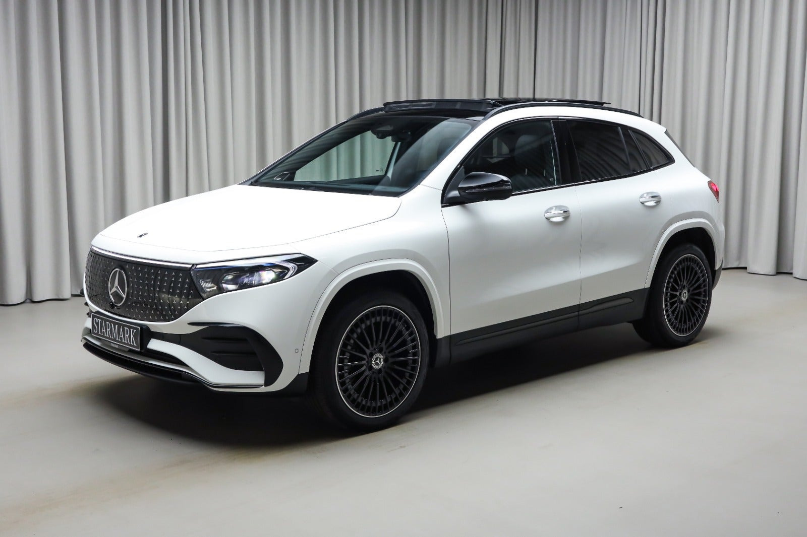 Hvid Mercedes EQA250+ fra 2026