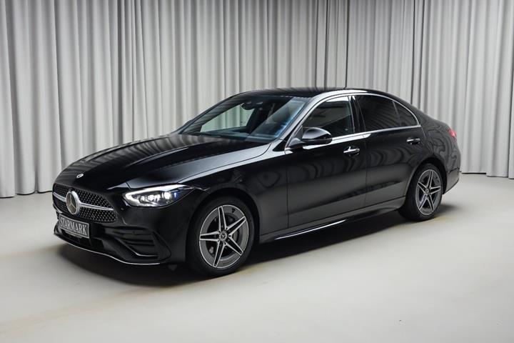 Sort Mercedes C300 e fra 2022