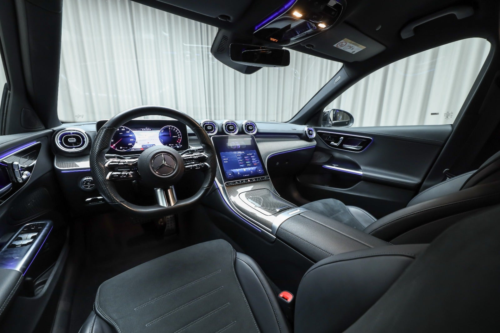 Sort Mercedes C300 e fra 2022