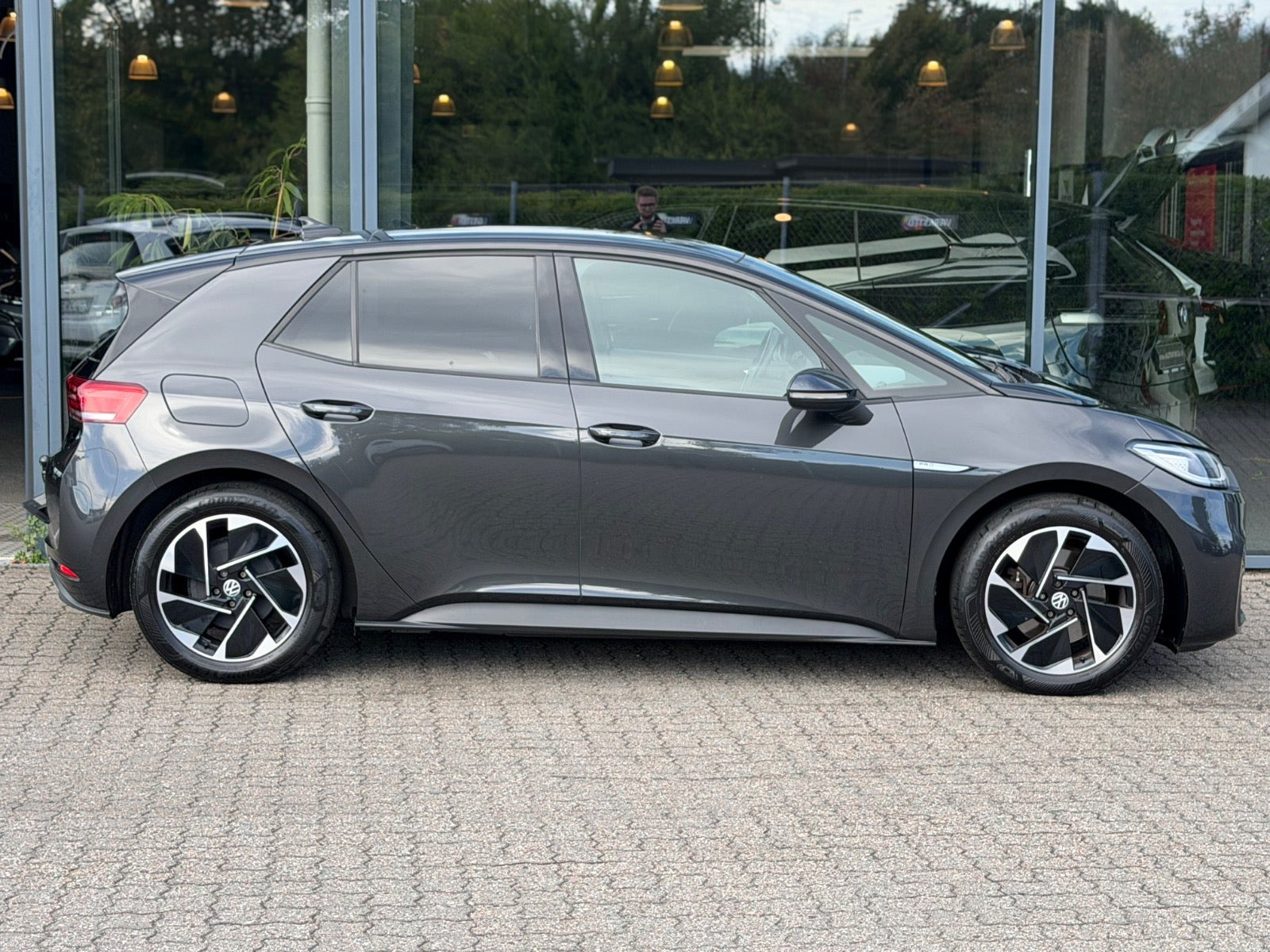 Grå VW ID.3 fra 2021