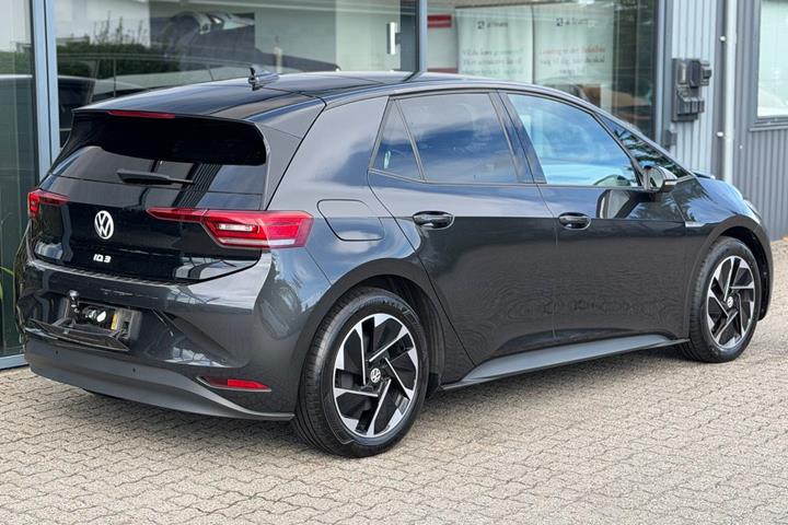 Grå VW ID.3 fra 2021