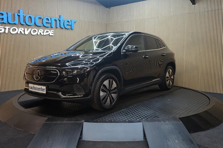 Sort Mercedes EQA250+ fra 2023