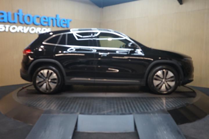 Sort Mercedes EQA250+ fra 2023