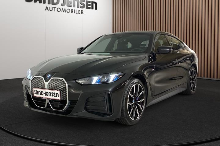 Sort BMW i4 fra 2025