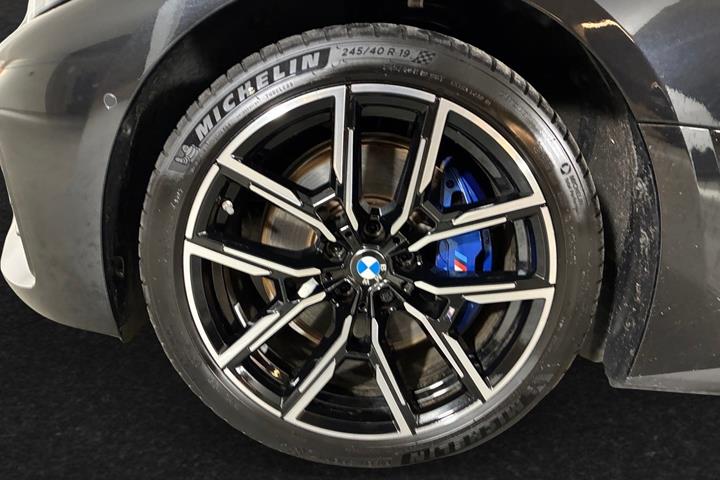Sort BMW i4 fra 2025