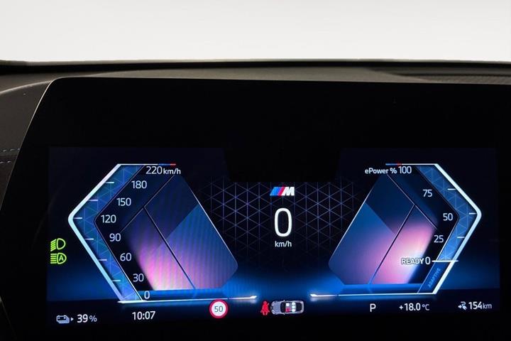 Grå BMW iX2 fra 2025