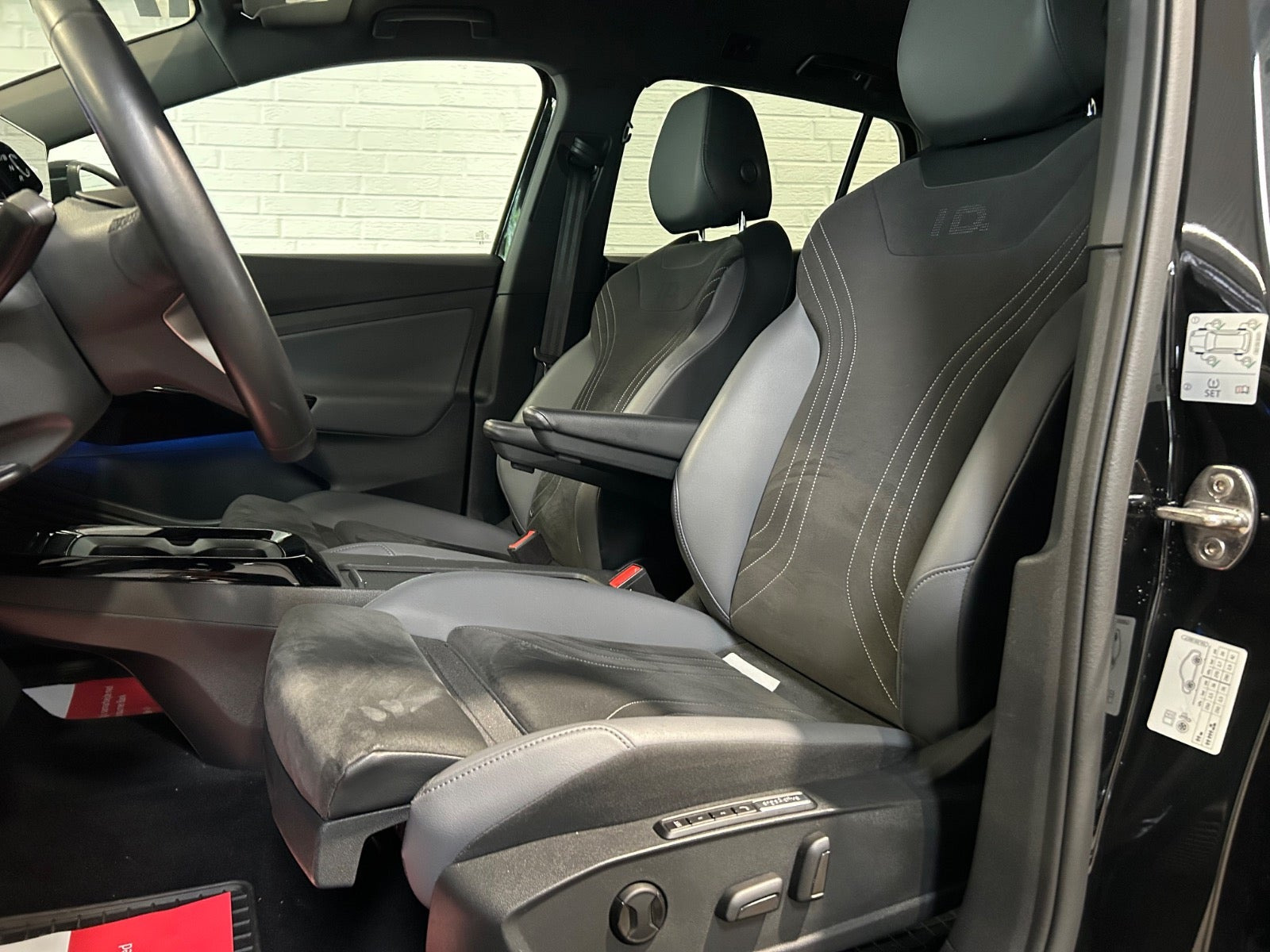 Sort VW ID.4 fra 2023