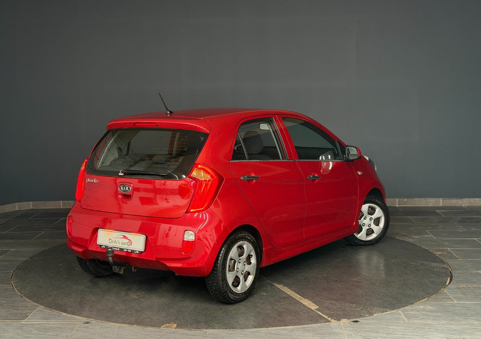 Rød Kia Picanto fra 2011
