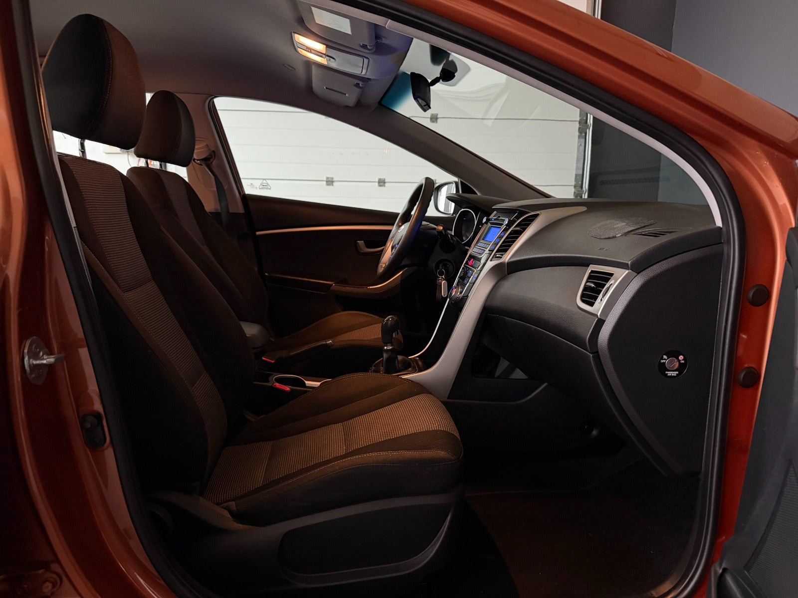 Orange Hyundai i30 fra 2015