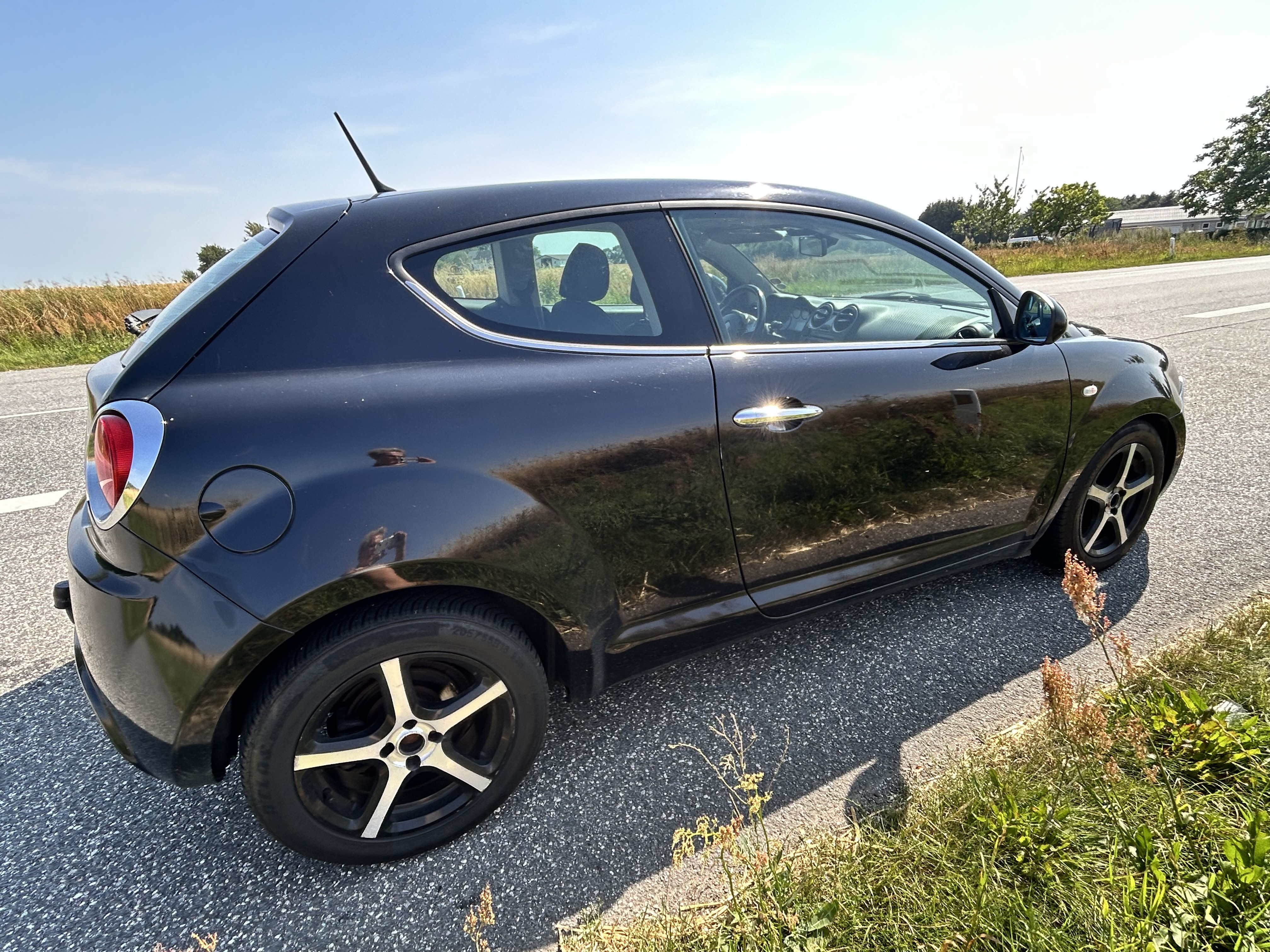 Sort Alfa Romeo MiTo fra 2010