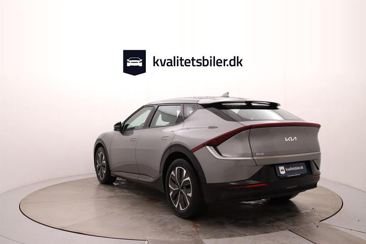 Grå Kia EV6 fra 2024