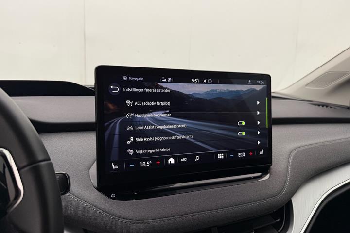 Sort Skoda Enyaq fra 2023