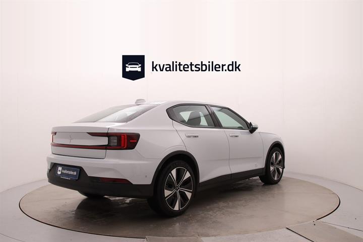Sølv Polestar 2 fra 2023