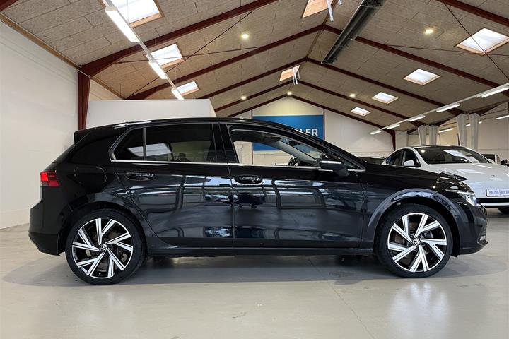 Sort VW Golf fra 2020