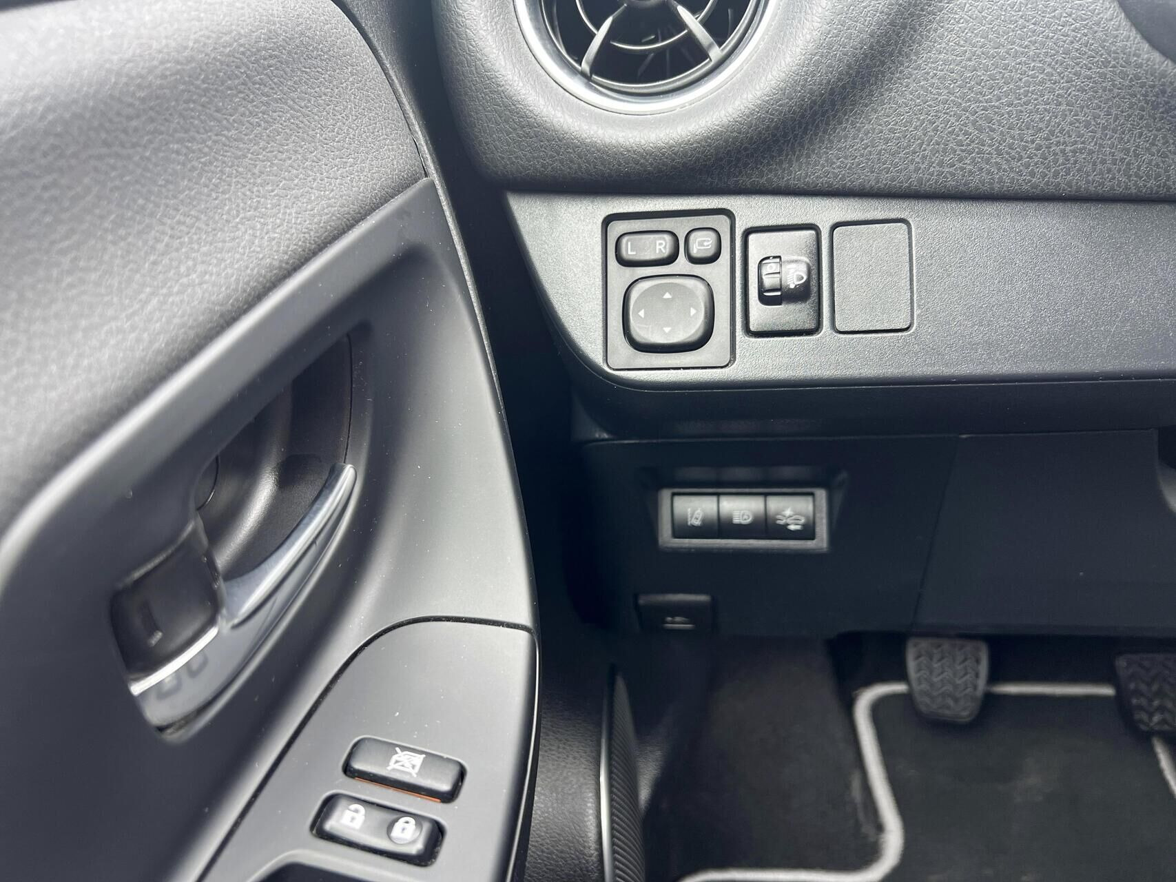 undefined Toyota Yaris fra 2020