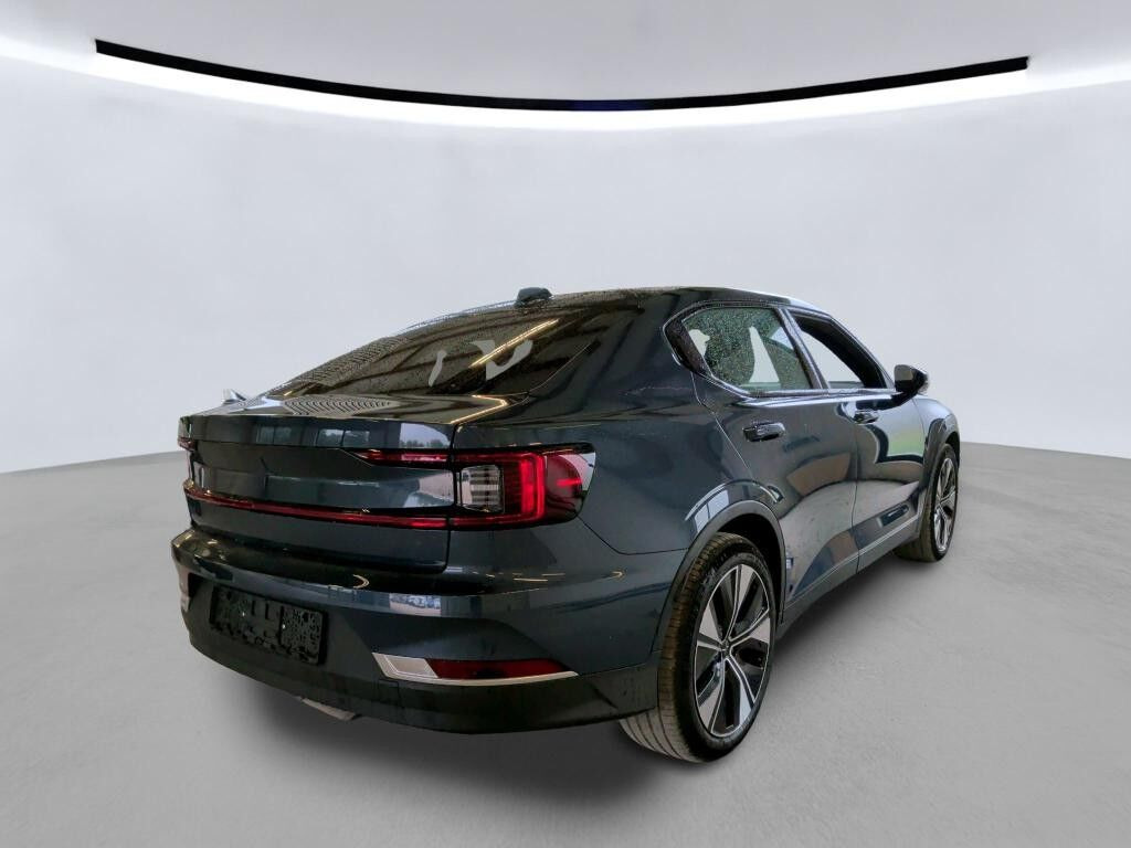 Blå Polestar 2 fra 2023