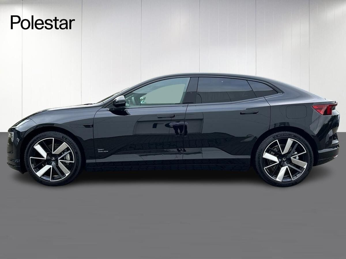 undefined Polestar 4 fra 2025